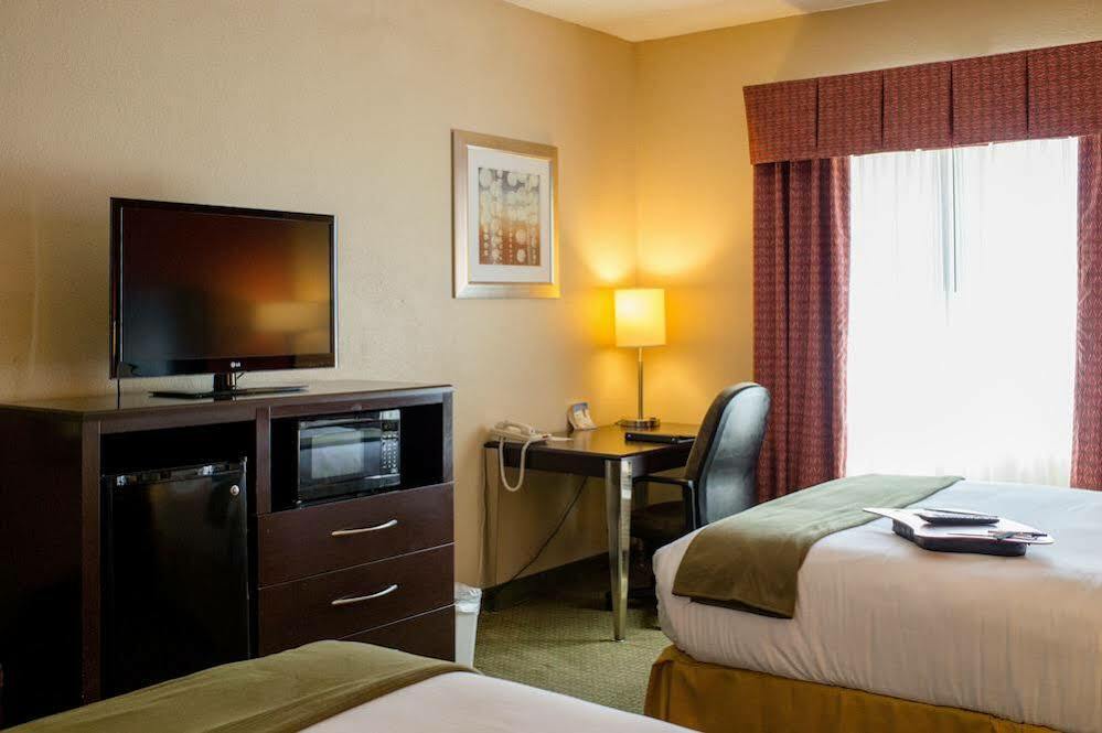 Holiday Inn Express & Suites - Oxford By Ihg Zewnętrze zdjęcie