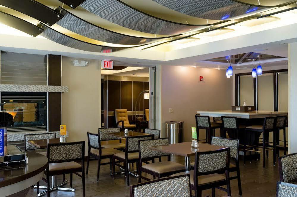 Holiday Inn Express & Suites - Oxford By Ihg Zewnętrze zdjęcie